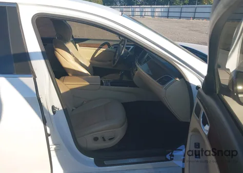 2016 Hyundai Genesis 3.8 from USA, damaged, VIN KMHGN4JE0GU139044